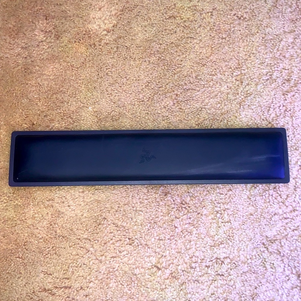 Razer Ergonomic Wrist Rest for Full-Sized Keyboards